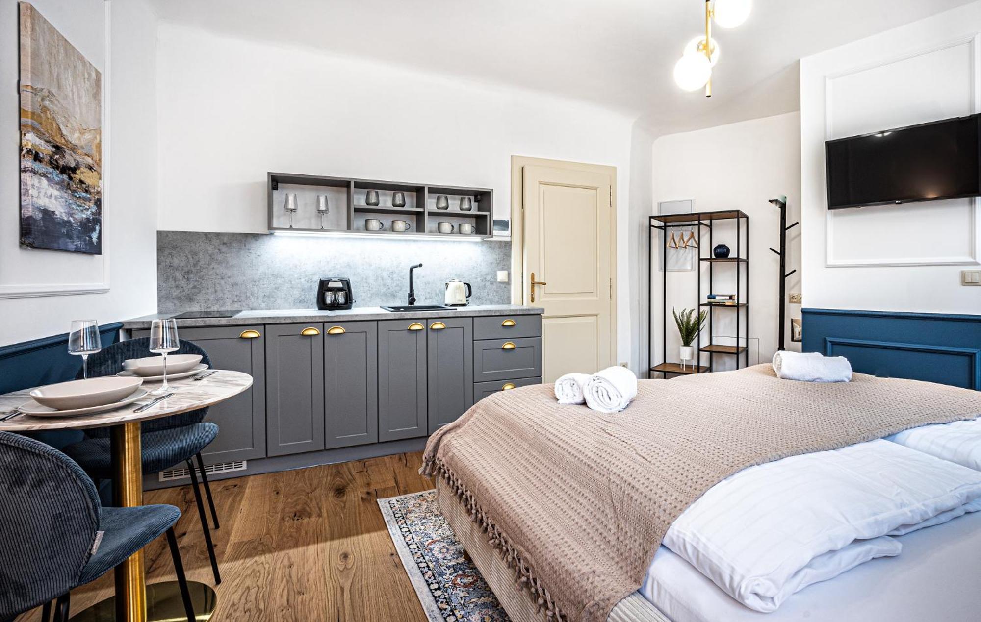 公寓 Beautifully Renovated At Lesser Town *